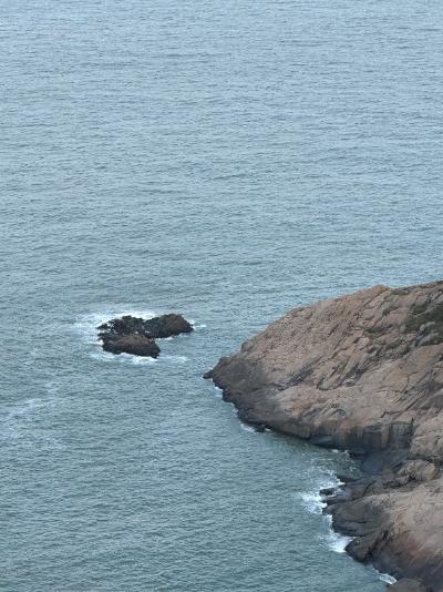 舟山-海边的礁石岬角_2
